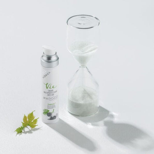 VIORICA VIE Омолаживающий мультизащитный крем SPF 20, 50 мл
